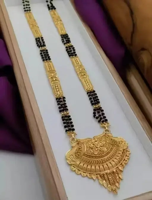 Diva Chic Mangal sutra | Gold-Plated Alloy Big Pendant, Non-Adjustable, Free Size.